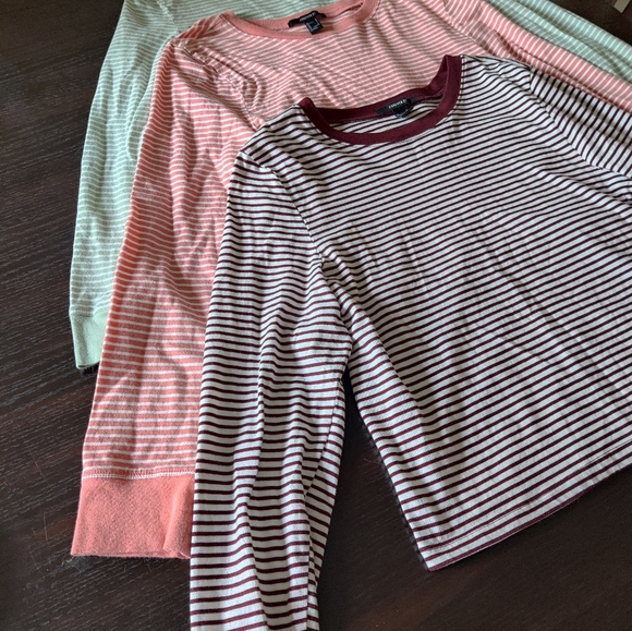 Forever 21 Lot of 3 Long Sleeve Crop Tops Size L - Picture 2 of 5